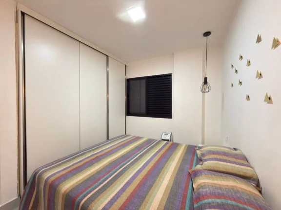 Imagem Apartamento Reformado na Região Central | Em Frente à Praça Belmar Fidalgo