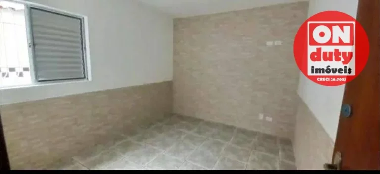 Imagem Casa com 2 dormitórios à venda, 70 m² por R$ 370.000,00 - Vila São Jorge - São Vicente/SP