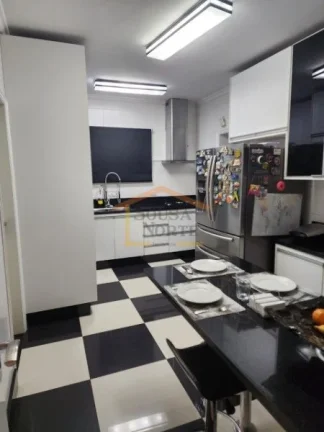 Imagem Apartamento de alto padrão, 4 dormitórios, sendo 2 suítes, sala para 2 ambientes, ampla com larei...