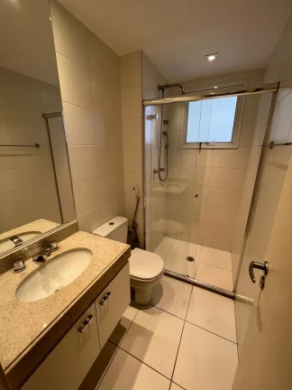 Imagem Lindo apartamento 172 M², 4 dormitórios sendo 3 suítes, 1 espaçosa sala, 1 bela varanda gourmet, 5 banheiros, lavabo, 4 vagas de garagem. Ar split.