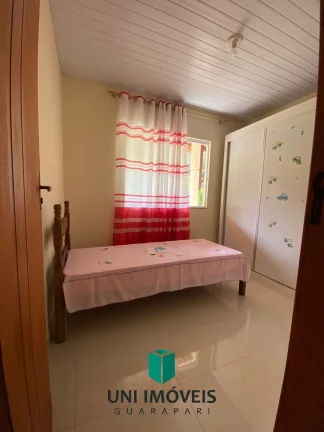 Imagem Linda chácara com nascente em Iguape com 2 excelentes casas, em Guarapari.