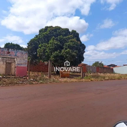 Imagem Terreno à venda, 1100 m² por R$ 700.000,00 - Paranaíba - Itumbiara/GO