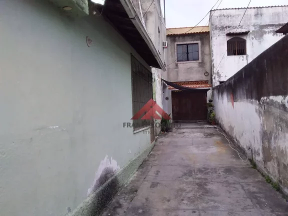 Imagem Casa com 3 dormitórios à venda por R$ 220.000,00 - Rocha - São Gonçalo/RJ