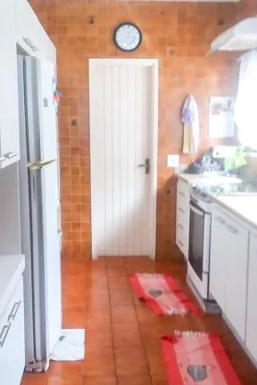 Imagem Praia do Guaiúba - Excelente casa há uma quadra da praia - OPORTUNIDADE !!!