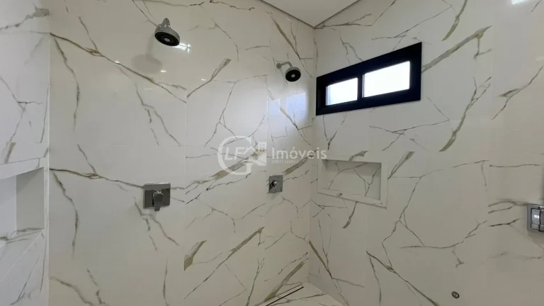 Imagem Imperdível Casa à Venda em Campo Grande-MS, Residencial Shalom: 3 quartos, 3 suítes, 3 salas, 2 banheiros, 4 vagas, 182,13 m²!