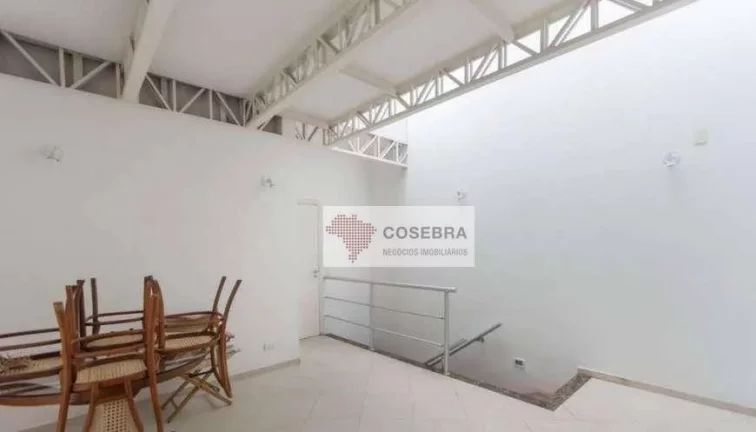 Imagem Sobrado à venda, 258 m² por R$ 2.780.000,00 - Moema - São Paulo/SP