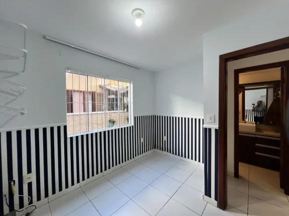 Imagem Casa / Sobrado para Venda em Florianópolis / SC no bairro São João do Rio Vermelho