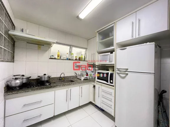 Imagem Apartamento com 3 dormitórios à venda, 118 m² por R$ 600.000,00 - Braga - Cabo Frio/RJ