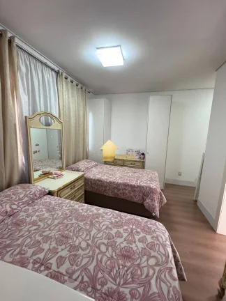Imagem Sobrado com 3 quartos Condomínio Belvedere 1