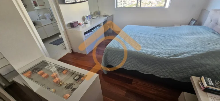 Imagem Apartamento de luxo no Condomínio Domínio Marajoara: 3 quartos, 3 suítes, 2 salas, 5 banheiros, 3 vagas, 190m² em SP. Venha conferir!
