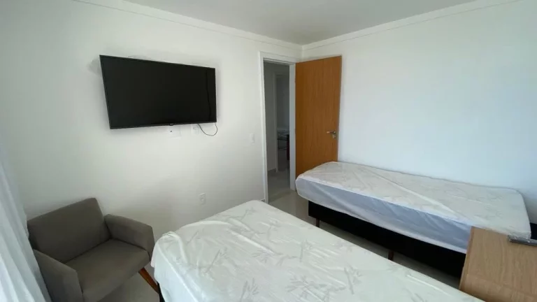 Imagem Cobertura Linear, 04 Quartos, 02 Suites, Area de Lazer, Jacuzzi, 03 Vagas de Garagem, Vista p/ o Mar, Praia do Morro, Guarapari - ES