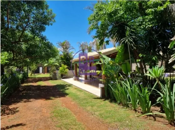Imagem Linda Chácara à Venda com Localização Perfeita!