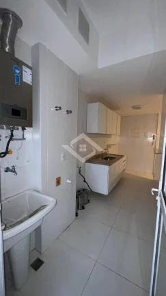 Imagem Apartamento 2 Quartos com Suíte à Venda no Frames Residence Recreio