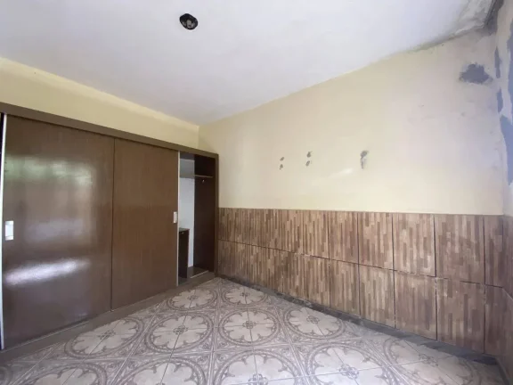 Imagem Casa à venda no bairro Floresta, com 2 quartos , sendo uma suíte