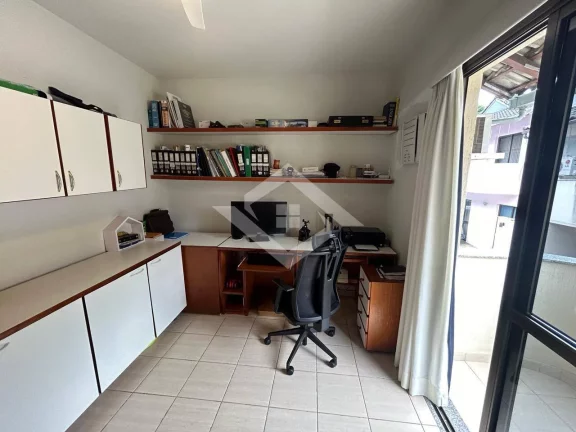 Imagem Casa Duplex no Condomínio Mansões do Paraíso Freguesia: 4 Suítes