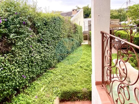 Imagem Casa em Condomínio a Venda no bairro Granja Viana - Cotia, SP