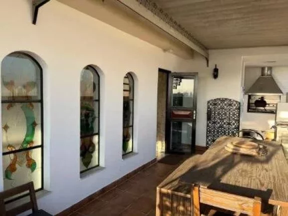 Imagem Belíssima Cobertura à 1 quadra da Praia! Ponta da Praia!!!