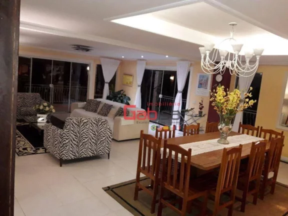 Imagem Casa com 5 dormitórios à venda, 380 m² por R$ 3.500.000 - Village da Ferradura - Armação dos Búzios/RJ