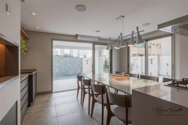 Imagem Apartamento 3 dormitórios para Venda em Balneário Camboriú / SC no bairro Centro
