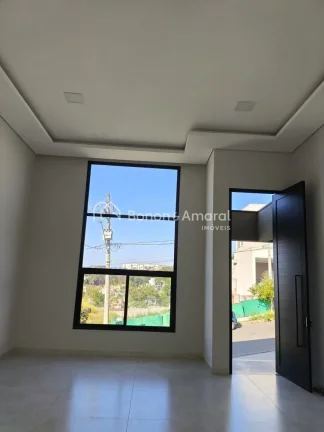 Imagem Casa em condomínio à venda, 185m², 3 quartos e 3 suítes, em Valinhos/SP.

Casa térrea em constr...