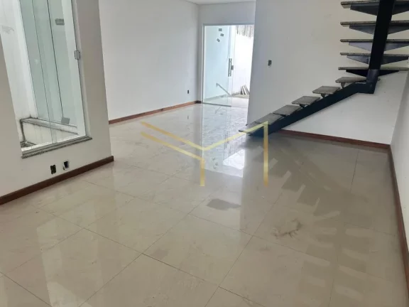 Imagem Casa ideal para quem quer morar próximo à Fraga Maia. Localizada próxima da S. Roque, Shopping Millenium e outros comércios.