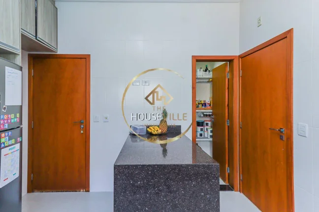 Imagem Casa Sobrado, 4 Dormitórios (2 suítes), Urbanova, Sjc.