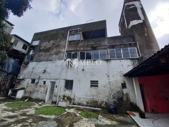Imagem Oportunidade em PIEDADE: 03Pavimentos, 04salas comerciais/03 qts, 01suite.