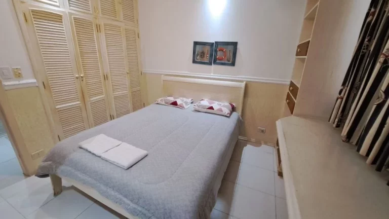 Imagem APARTAMENTO SUPER AMPLO CLEAN, MOBILIADO, COM VISTA PARA O MAR