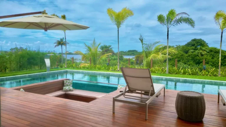 Imagem Casa em Condomínio para Venda em Camaçari, Alphaville Guarajuba, 6 dormitórios, 6 suítes, 7 banheiros, 6 vagas