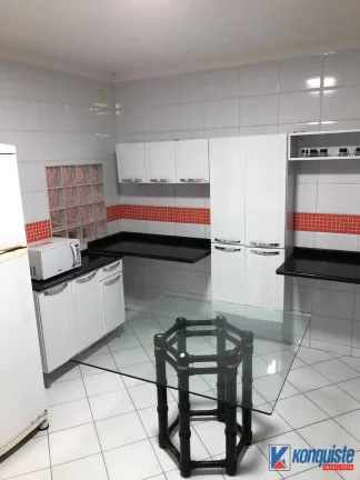 Imagem VENDO CASA DE 7/4 SENDO TRÊS COM SUÍTE NA CIDADE NOVA