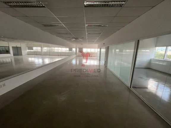 Imagem Vendo excelente Prédio COMERCIAL/INDUSTRIAL em condomínio fechado com total segurança 24 h