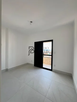 Imagem Apartamento 2 Dormitórios sendo 1 suíte a 200 metros do mar no bairro Caiçara - Praia Grande