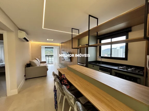 Imagem Apartamento á venda mobiliado e equipado localizado na Praia Brava em Itajaí.