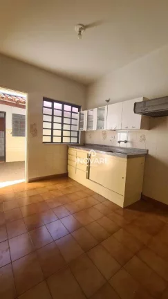 Imagem Casa com 3 dormitórios à venda, 153 m² por R$ 520.500,00 - Village Imperial - Itumbiara/GO