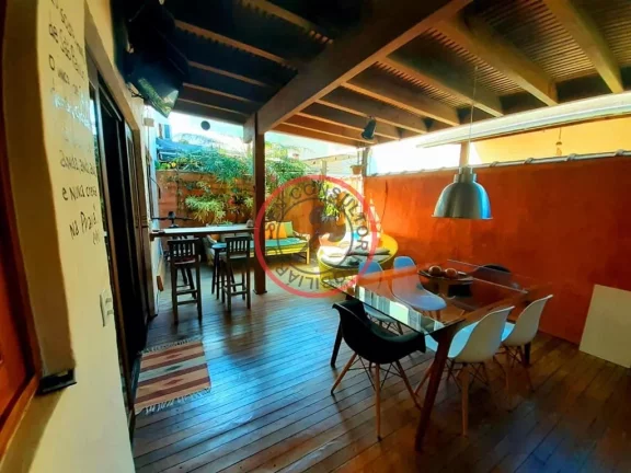 Imagem CASA Sobrado em condominio 2 quartos, sala , cozinha e ambiente aberto , área goumet, 2 vagas na garagem , piscina