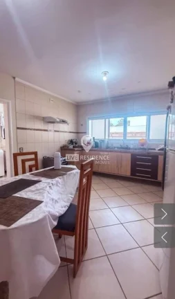 Imagem Casa em Condomínio de Luxo com 175m² em Terreno de 450m² em Itatiba