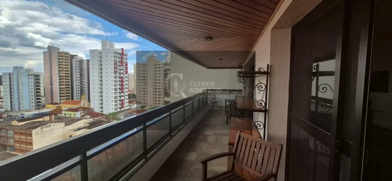 Imagem Apartamento com 4 Quartos e 6 banheiros à Venda, 318 m² por R$ 750.000