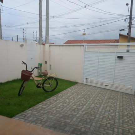 Imagem Casa para Venda em Itanhaém, Jardim Jamaica, 2 dormitórios, 1 suíte, 1 banheiro, 2 vagas