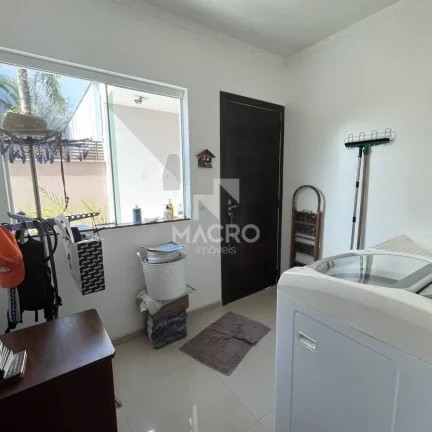 Imagem Casa Alto Padrão | Amizade | 3 quartos (1 suíte) | 320.11m²