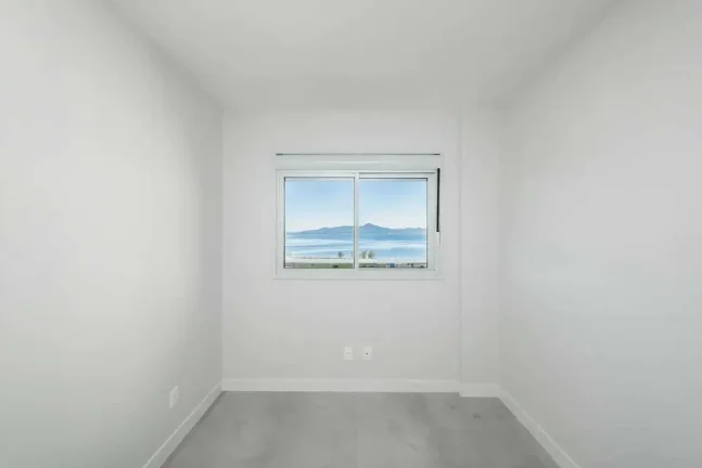 Imagem Apartamento 2 dormitórios sendo 1 suíte, com 1 vaga de garagem - Kobrasol em São José/SC