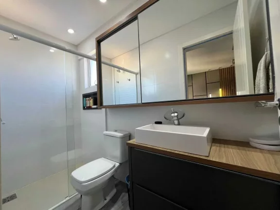 Imagem Apartamento finamente mobiliado com 3 suítes e 2 vagas de garagem em Andorinha - Itapema/SC