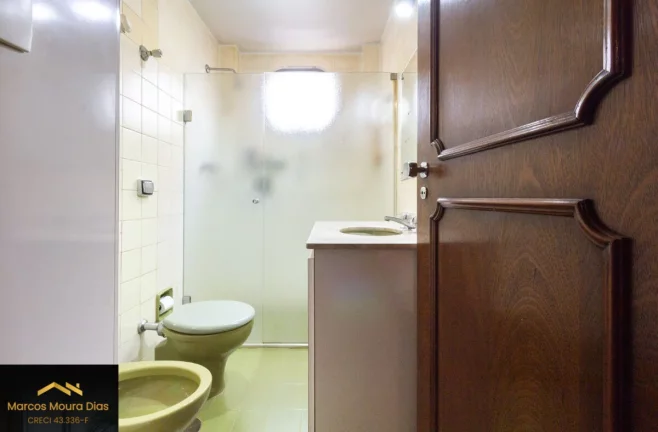 Imagem Apartamento em Perdizes, 4 Dormitórios ( 1 Suíte), 2 Vagas de Garagem. Edifício com Portaria 24 hs e Lazer