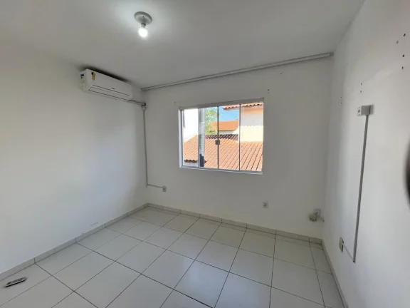 Imagem Casa / Sobrado para Venda em Florianópolis / SC no bairro São João do Rio Vermelho