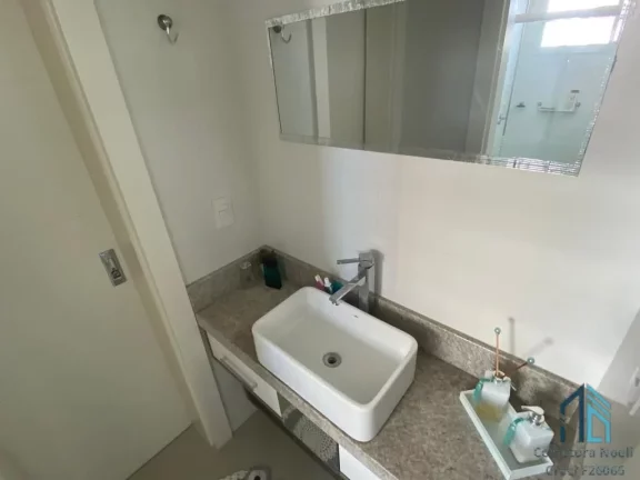 Imagem Apartamento lindo, 03 quartos, sendo 1 suíte e 2 Demi suítes, no coração da meia praia em Itapema SC