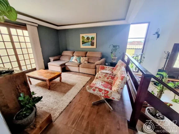 Imagem Sobrado para Venda em Ribeirão Pires / SP no bairro Centro de Ouro Fino Paulista