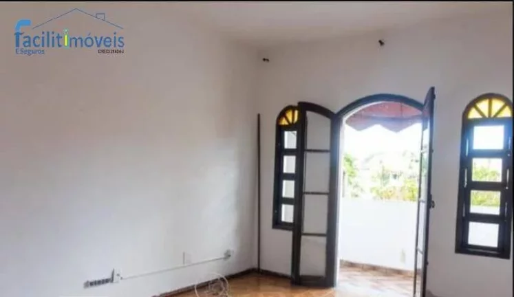 Imagem CASA AO LADO DO SHOPPING GOLDEN 3 DORMITÓRIOS - JARDIM DO MAR - SBC