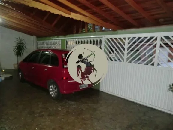 Imagem OPORTUNIDADE! CASA TÉRREA TOTALMENTE REFORMADA, MODERNIZADA, REPLETADE ARMÁRIOS EMBUTIDOS NOVOS, T...