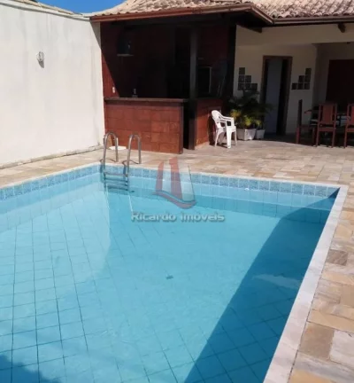 Imagem Casa duplex em condomínio à venda em Cabo Frio
