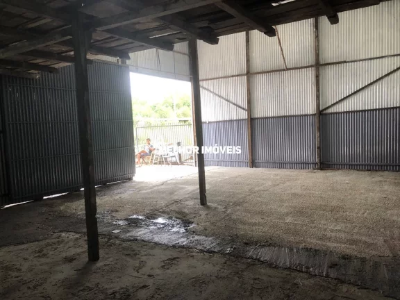 Imagem Oportunidade para Investidores - Terreno com 02 Galpões alugados em Balneário Piçarras.