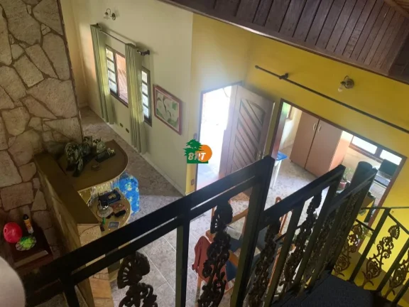 Imagem Casa para Venda em São Roque, Jardim Mosteiro, 3 dormitórios, 1 suíte, 2 banheiros, 4 vagas